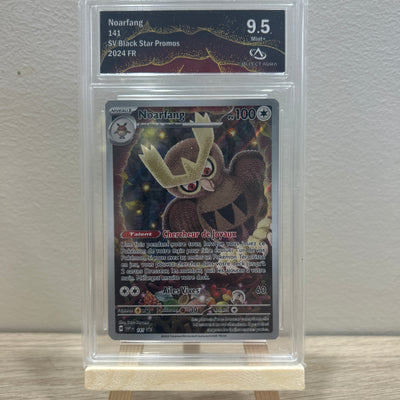 Carte pokémon Gradée - Noarfang 141 - 9.5 - Collect Aura - Française